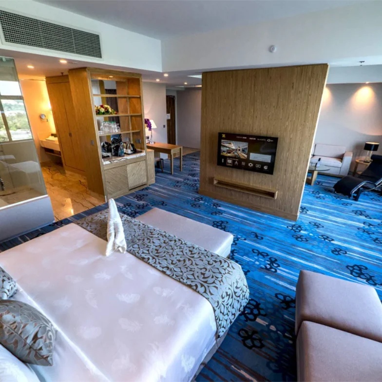 Zenith Suite